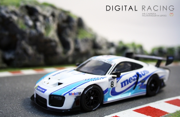 Carrera Digital 132 Porsche 935 GT2 &quote;No.8&quote;