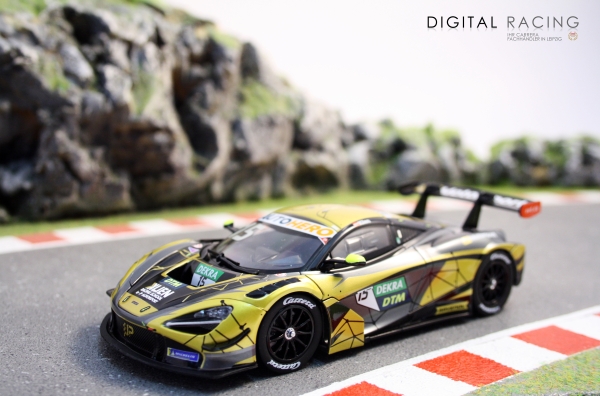 Carrera Digital 132 McLaren 720S GT3 JP-Motorsport No.15, DTM