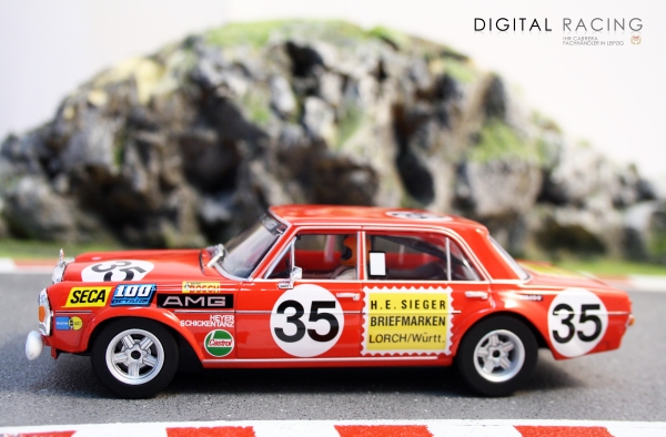 Carrera Digital 132 Mercedes 300 SEL 6.3 AMG &quote;No.35&quote;