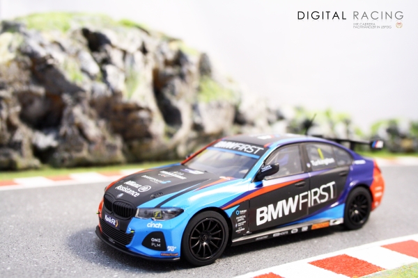 Scalextric BMW 330i M-Sport BTCC 2020