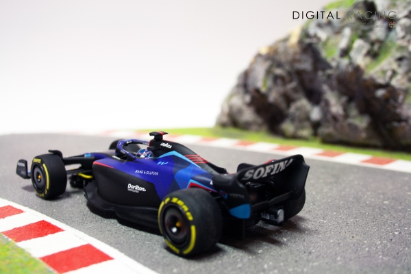 Scalextric Williams FW44 - Alexander Albon 2022