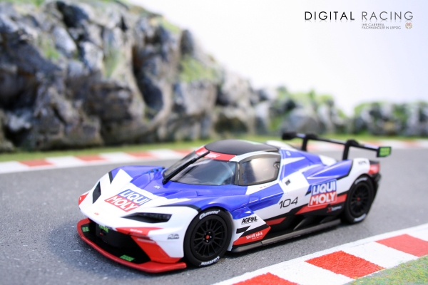 Carrera Digital 132 KTM X-BOW GTX &quote;Liqui Moly, No.104&quote;