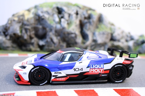 Carrera Digital 132 KTM X-BOW GTX &quote;Liqui Moly, No.104&quote;