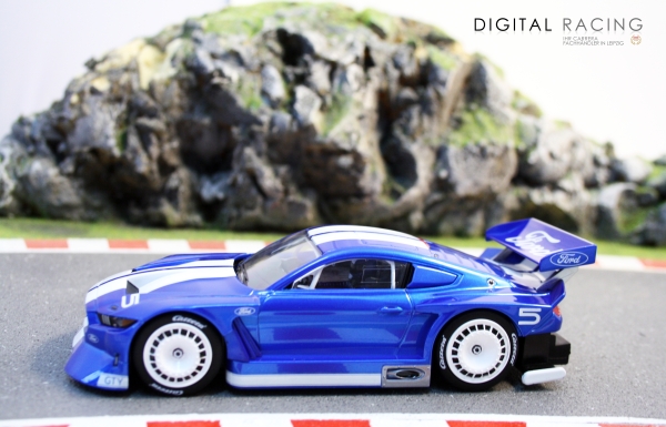 Carrera Digital 132 Ford Mustang GTY &quote;No.5&quote;