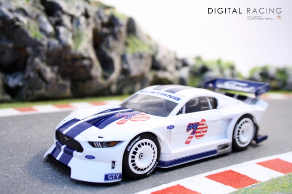 Carrera Digital 132 Ford Mustang GTY No.76