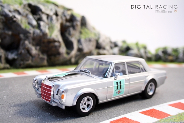 Carrera Digital 132 Mercedes-Benz 300 SEL 6.3 AMG Preis der Nationen 1970 No.11