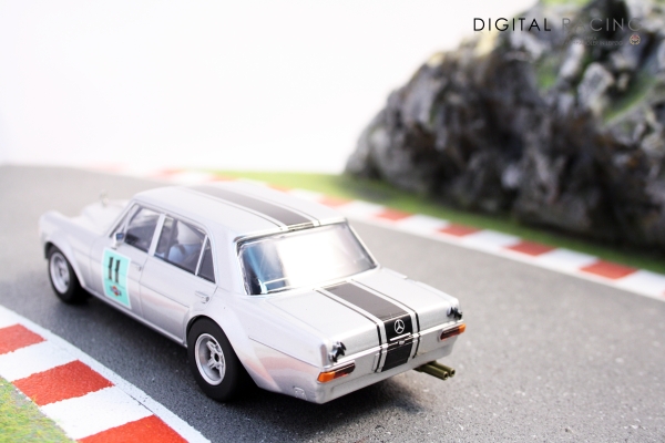 Carrera Digital 132 Mercedes-Benz 300 SEL 6.3 AMG Preis der Nationen 1970 No.11