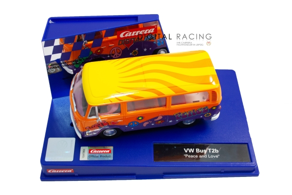 Carrera Digital 132 VW Bus T2b Peace and Love