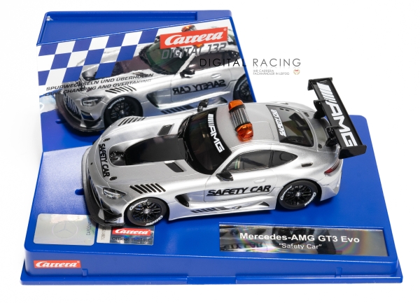 Carrera Digital 132 Mercedes-AMG GT3 Evo &quote;Safety Car&quote;