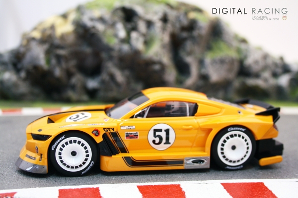 Carrera Digital 132 Ford Mustang GTY &quote;No.51&quote;