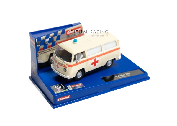 Carrera Digital 132 VW BUS T2b &quote;Krankenwagen Rotes Kreuz&quote;