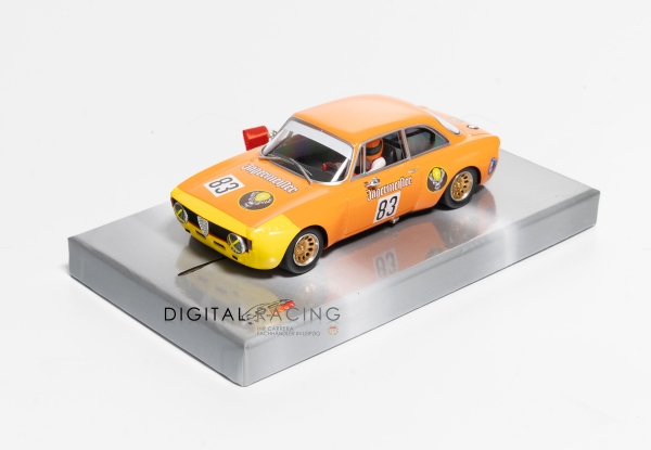 Revoslot Alfa Romeo Giulia No. 83 Orange