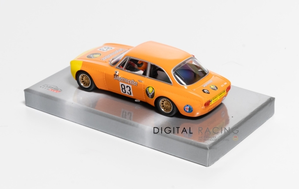 Revoslot Alfa Romeo Giulia No. 83 Orange