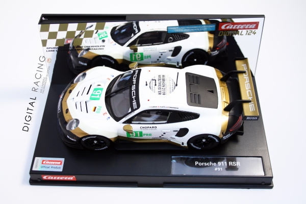 Carrera Digital 124 Porsche 911 RSR Nr.91