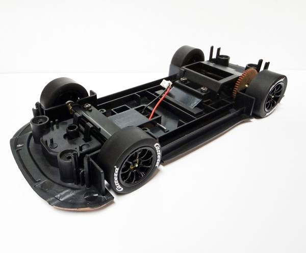 Carrera 1:24 Chassis - Audi R8 LMS GT3