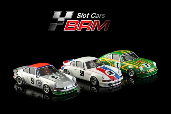 BRM 1:24 Porsche 911 RSR Martini No.9